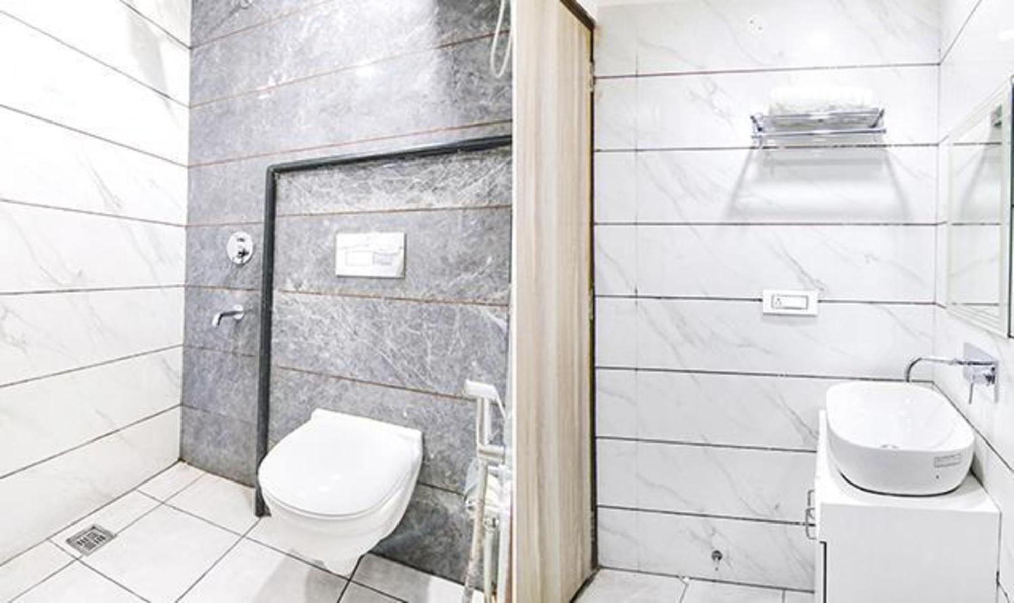 Fabhotel Welcome Residency Zirakpur Exterior photo