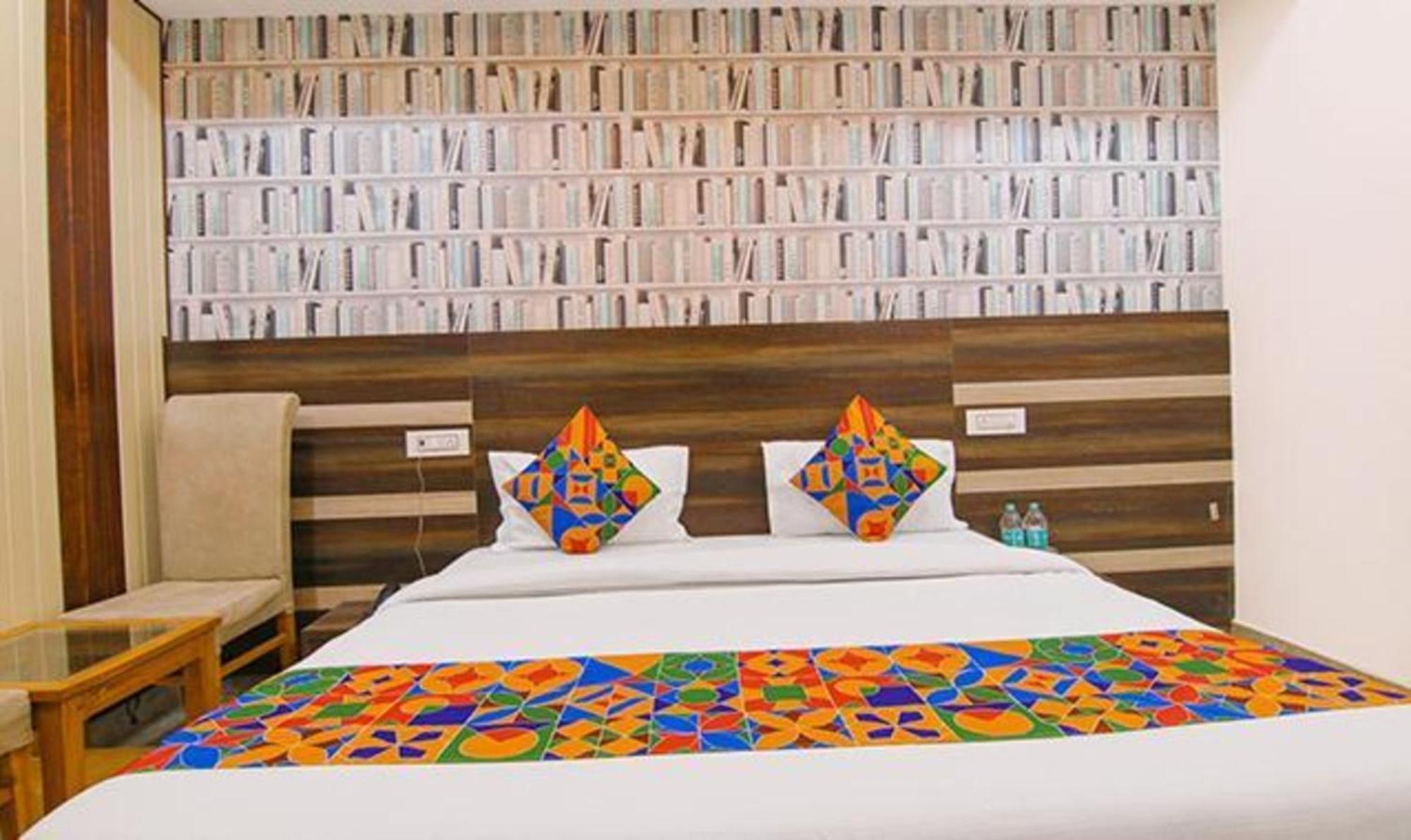 Fabhotel Welcome Residency Zirakpur Exterior photo