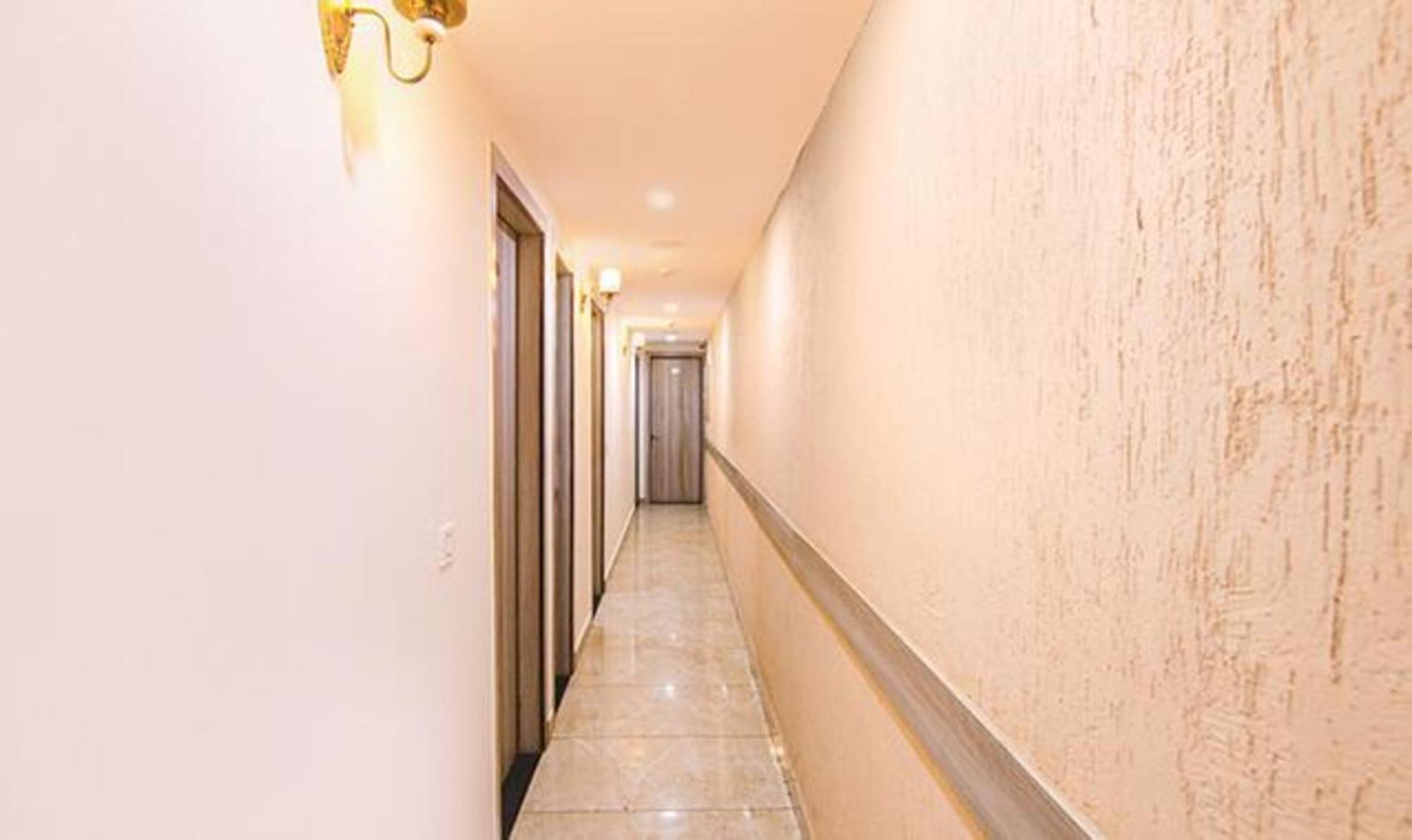 Fabhotel Welcome Residency Zirakpur Exterior photo